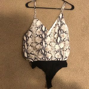 Tobi medium body suit